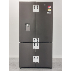 Electrolux 562L UltimateTaste 700 Plumbed French Door Refrigerator Black EQE5657BA